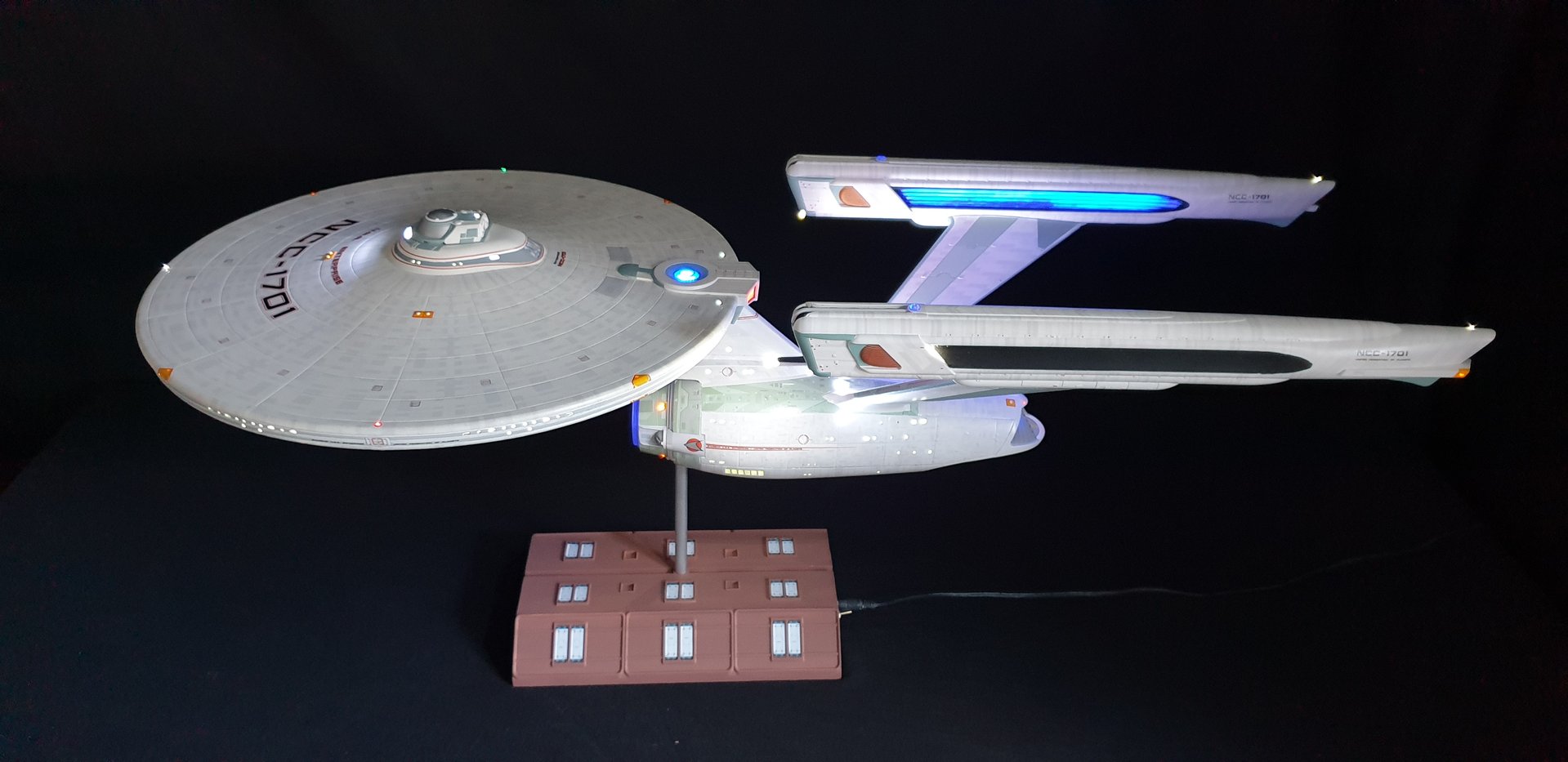 LED Beleuchtungsset - für Polarlights U.S.S. Enterprise Refit NCC-1701-(A) 1/350 Modellbausatz