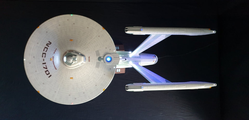 1:350 U.S.S. Enterprise NCC-1701 Refit/A Modell gebaut und beleuchtet in verschiedenen Ausführungen