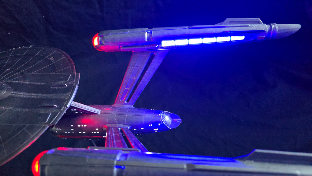 1:1000 Strange New Worlds Enterprise NCC-1701 gebaut und beleuchtet