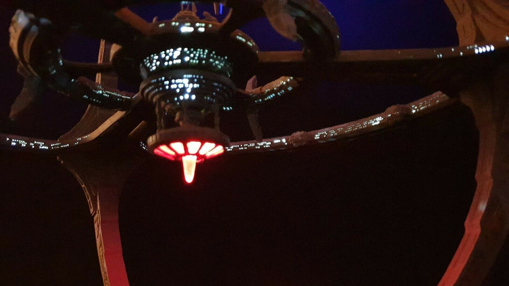 1/3500 Deep Space Nine DS9 Modell gebaut und beleuchtet in verschiedenen Ausführungen